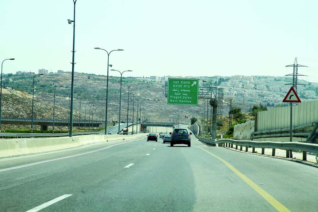 כביש 443 (צילום: ארנון בוסאני)